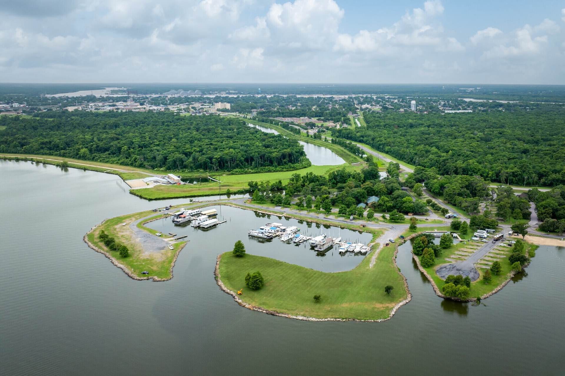 Lake End Park Marina